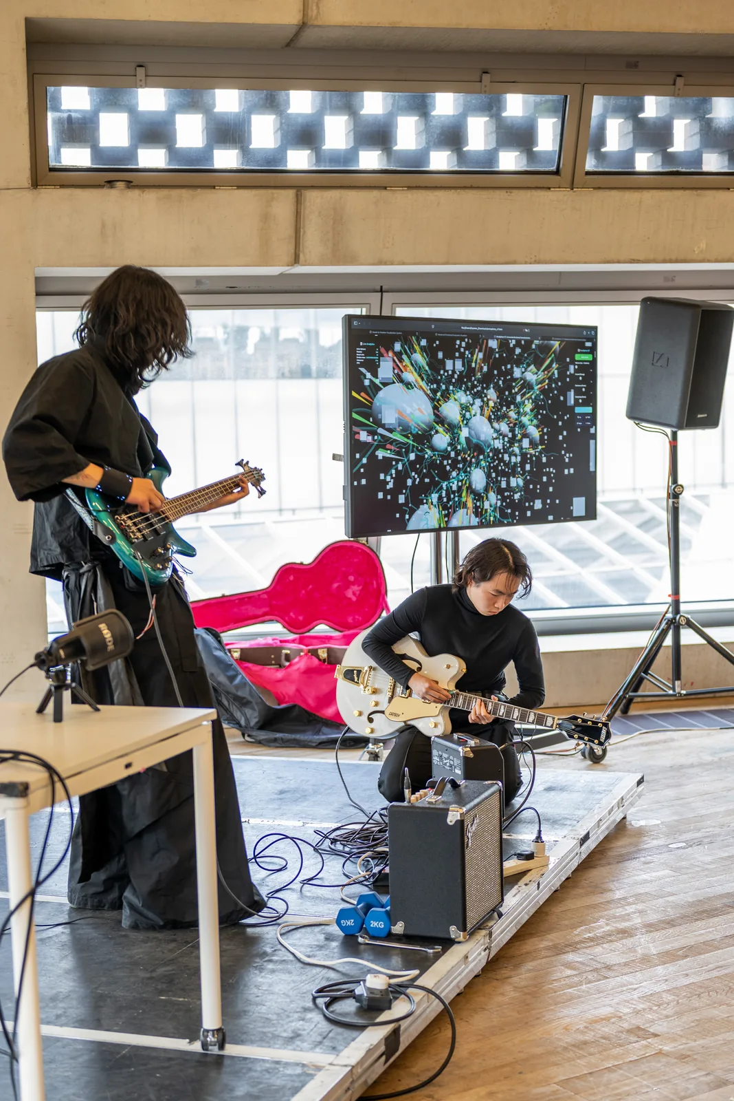 Leigh Bowery-Inspired Generative AI Stage Performance — archive image 5